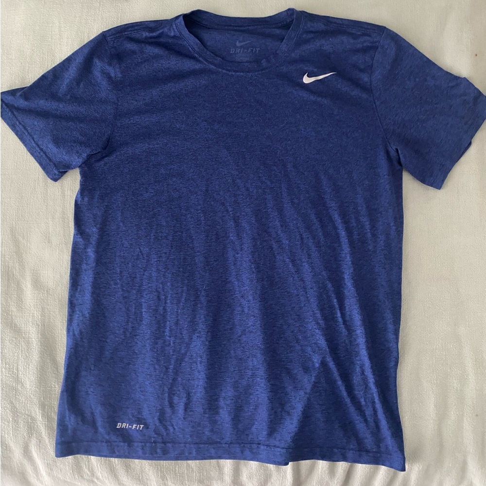 Men’s Nike Dri-Fit Shirt, size medium in blue